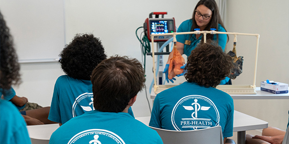 Pre-health presentation with artificial lung