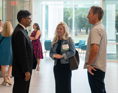 UNCW Chancellor with Parents Council members